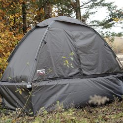 Tente monodôme pour lit de camp