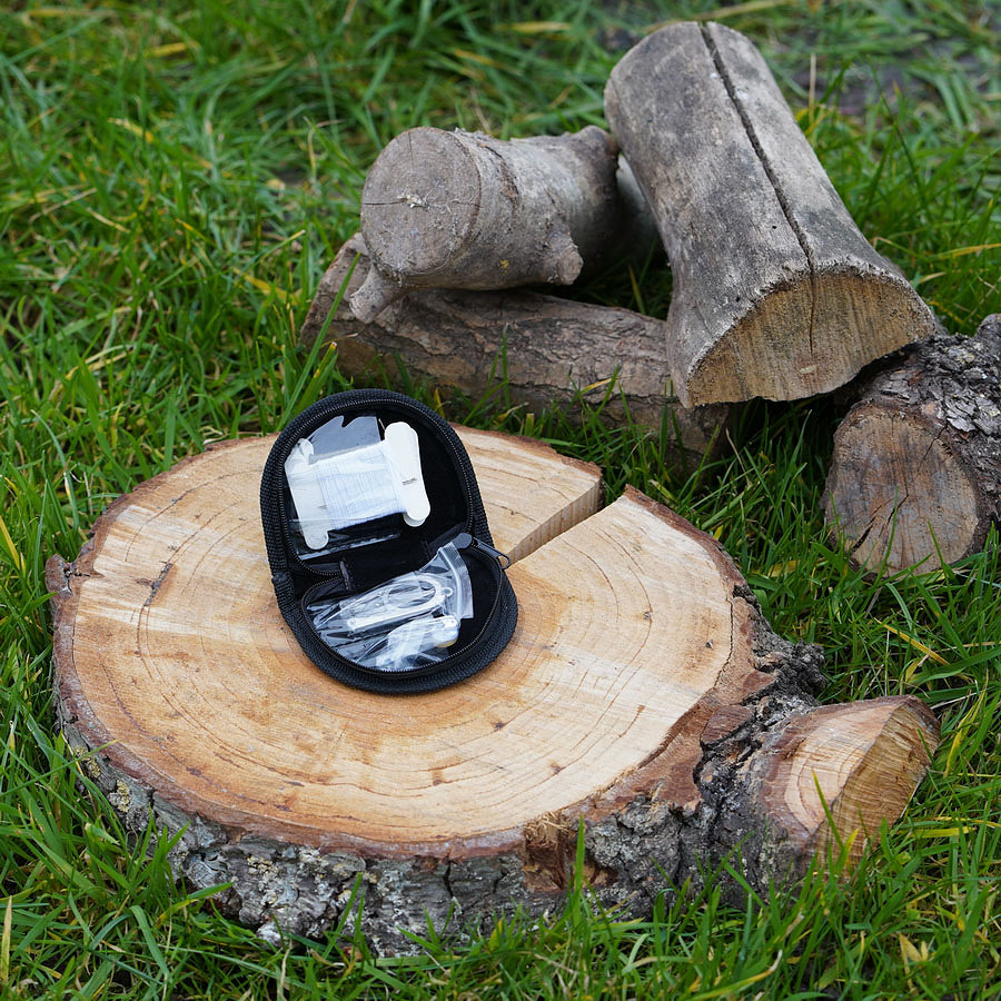 Kit de couture d'urgence – Image 4
