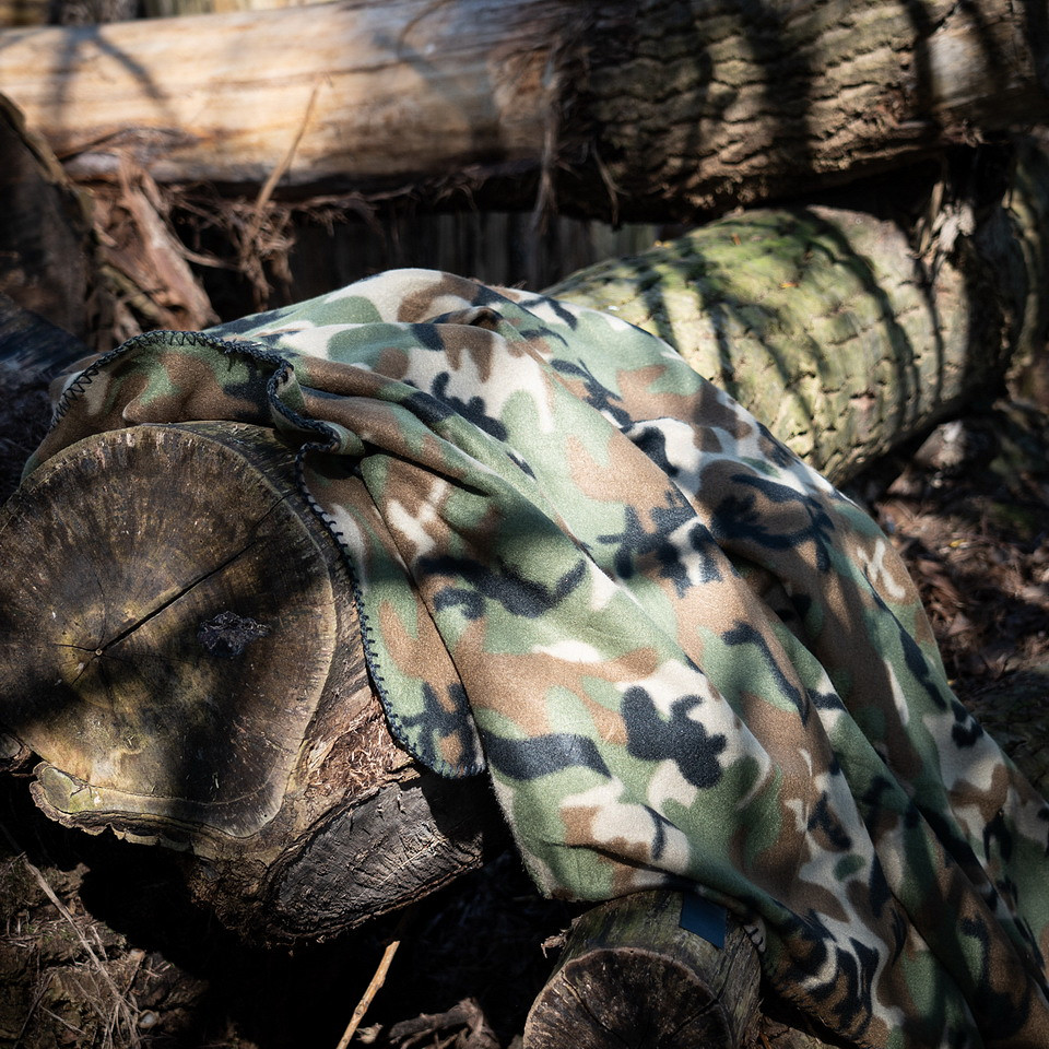 Couverture polaire camouflage – Image 2