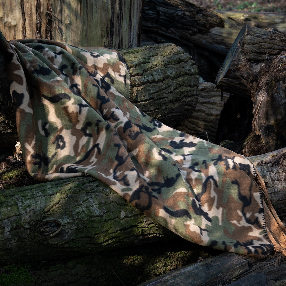 Couverture polaire camouflage – Image 3
