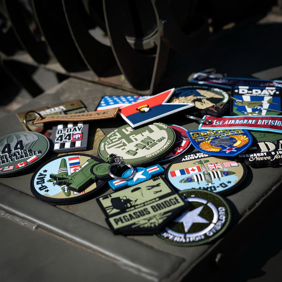 Patch 3D PVC D-DAY 80 drapeaux Alliés #1 – Image 3
